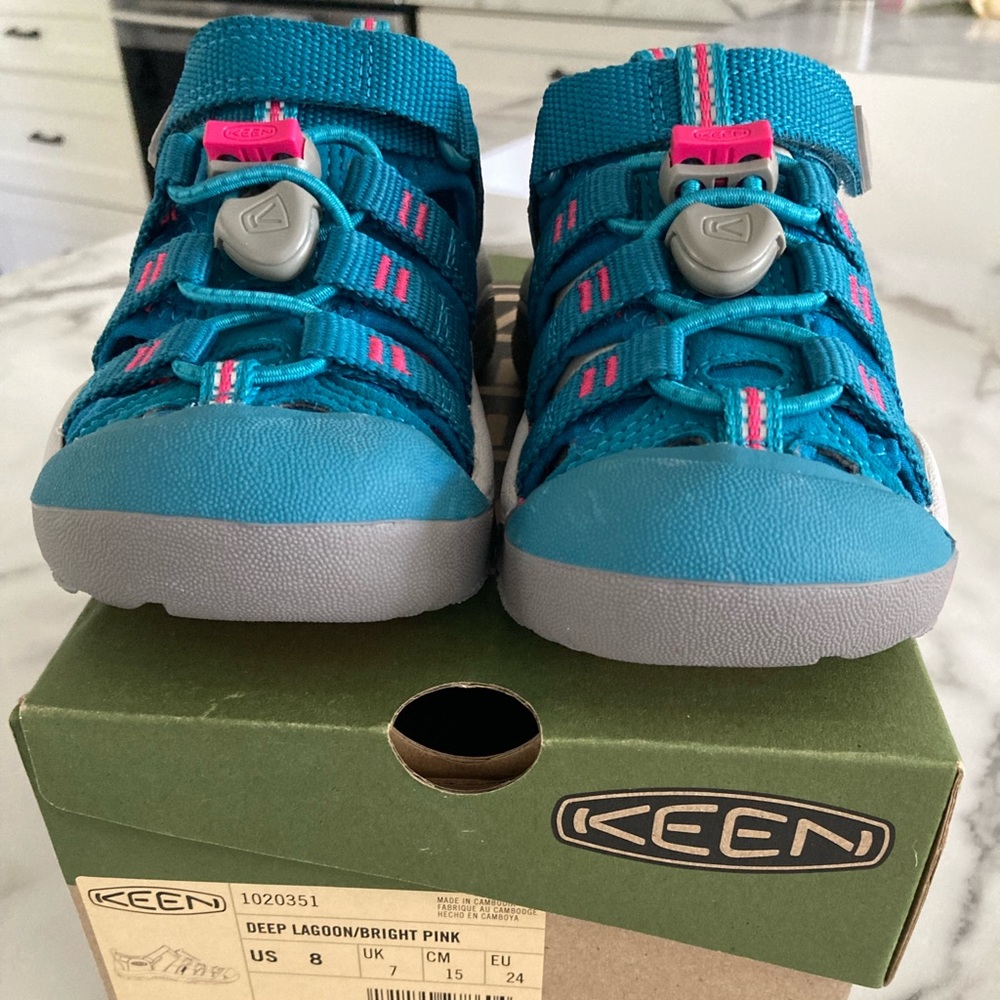 Toddler Keen Newport H2 Size 8 in Deep Lagoon